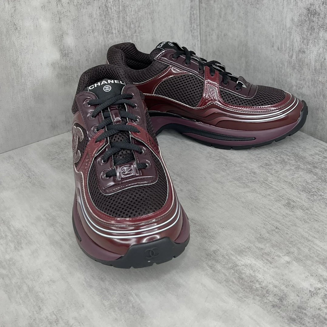 Spring Resort Leather Mesh Sneakers Burgundy - Gallery Image 2 - Detailed View