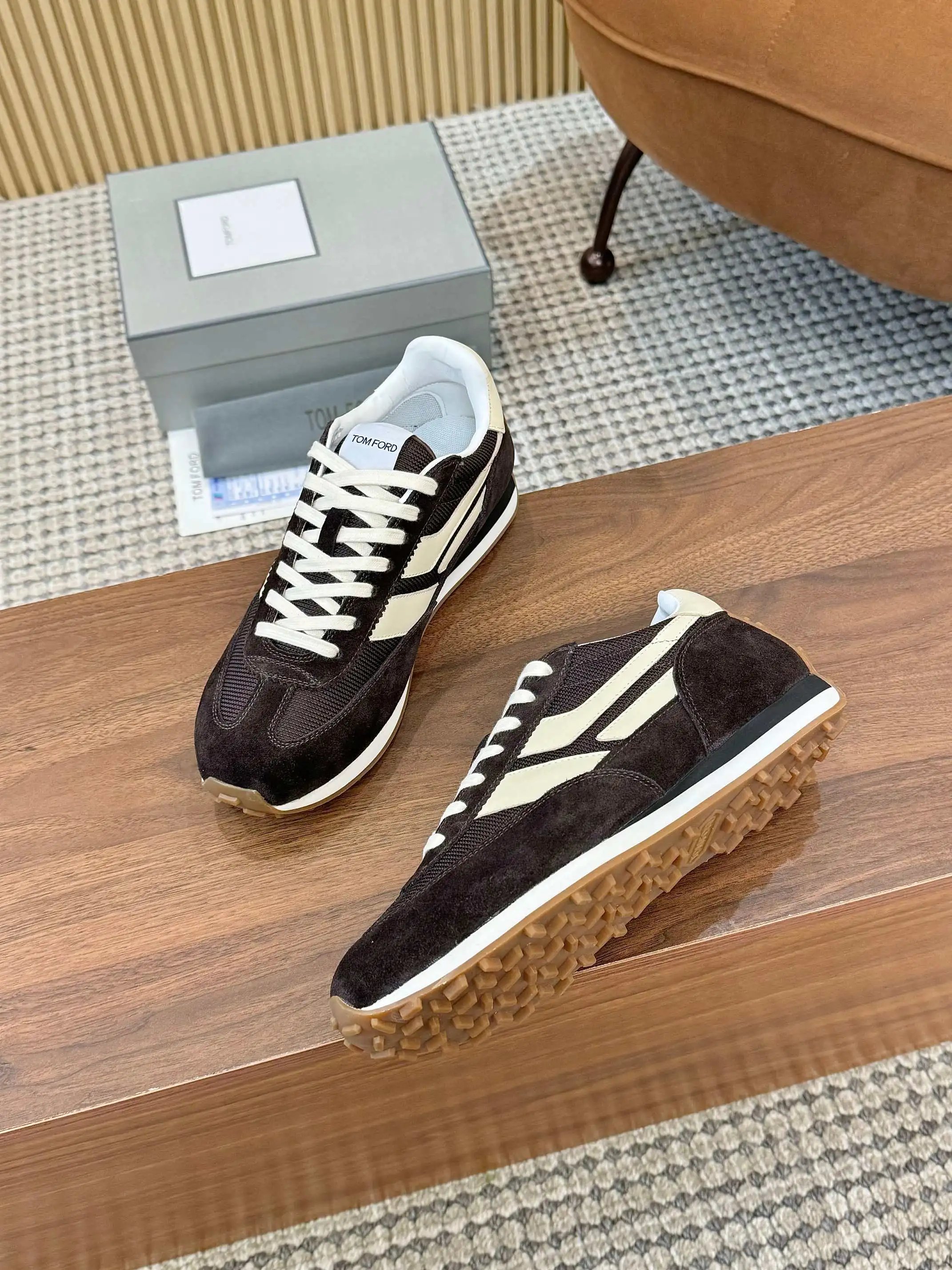 Vintage Suede Mesh Sneakers Ivory Black - Gallery Image 6 - Detailed View