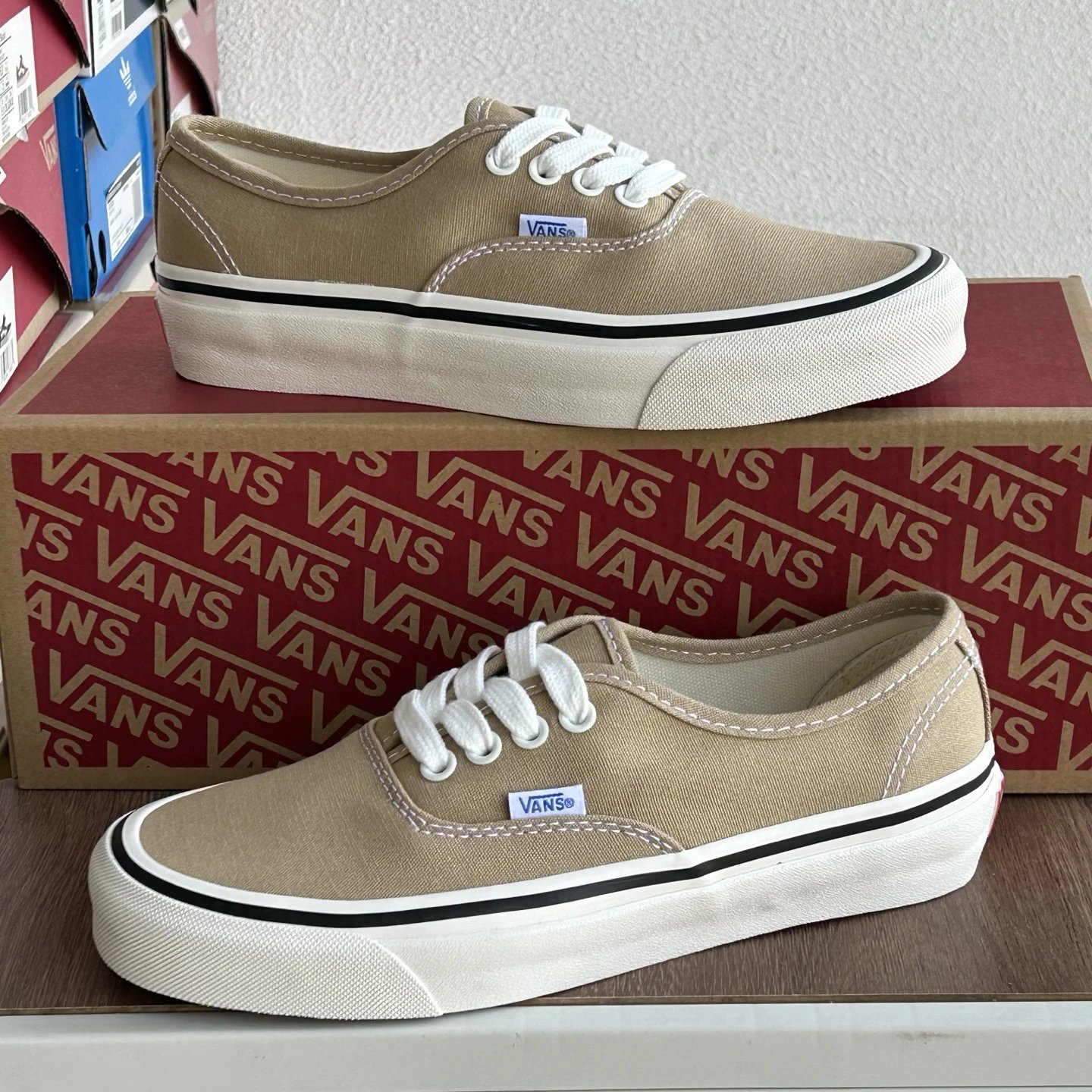 Authentic Low Top Canvas Sneakers Beige Latte - Gallery Image 9 - Detailed View