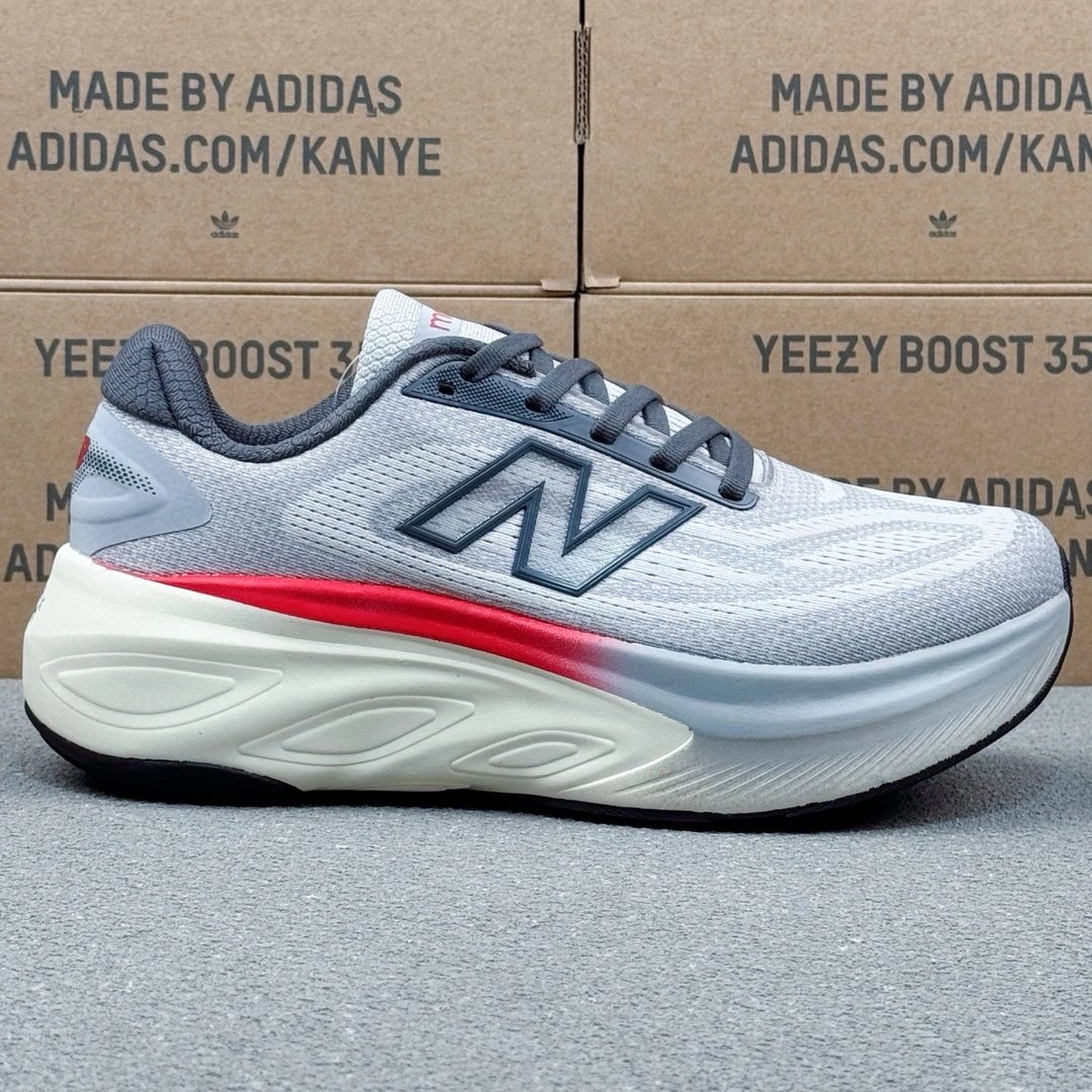 Lightweight Knit Running Shoes Pale Gray - Gallery Image 1 - Detailed View