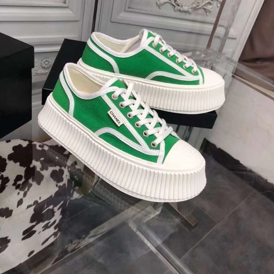 Chanel Vintage Sneakers Green - Gallery Image 5 - Detailed View