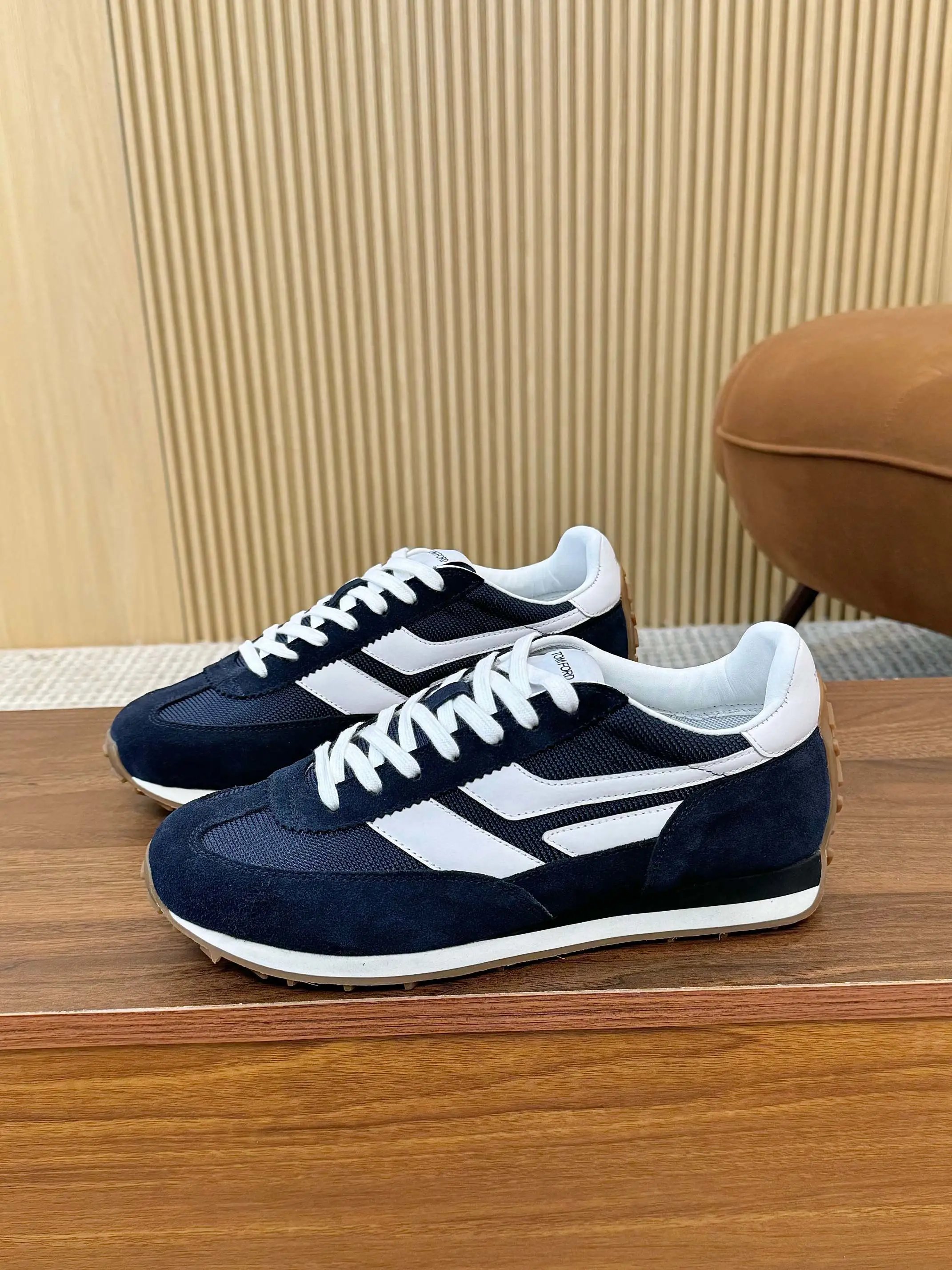 Retro Suede Mesh Sneakers Midnight Navy - Gallery Image 4 - Detailed View