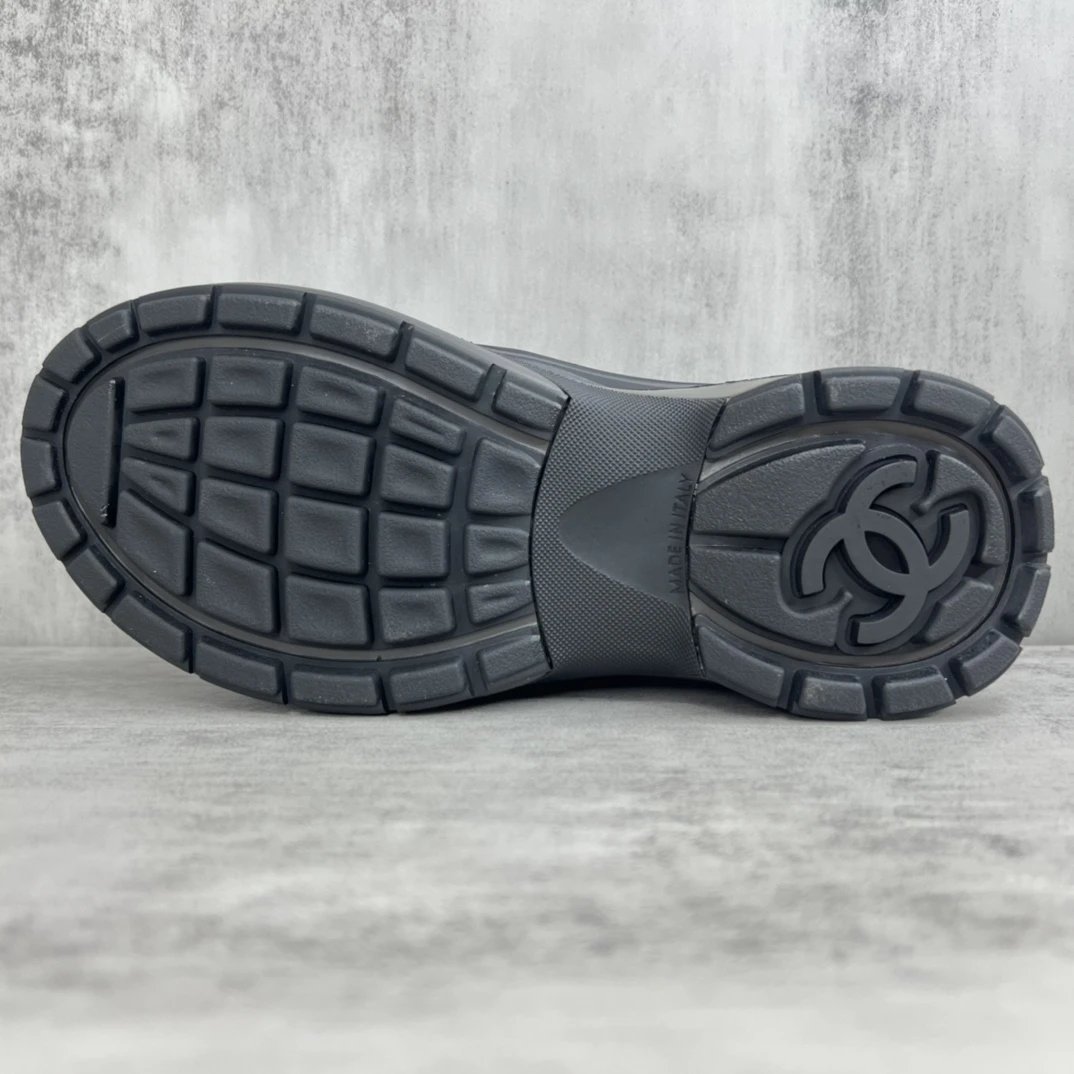 Luxury Resort Leather Mesh Sneakers Charcoal Grey - Gallery Image 8 - Detailed View