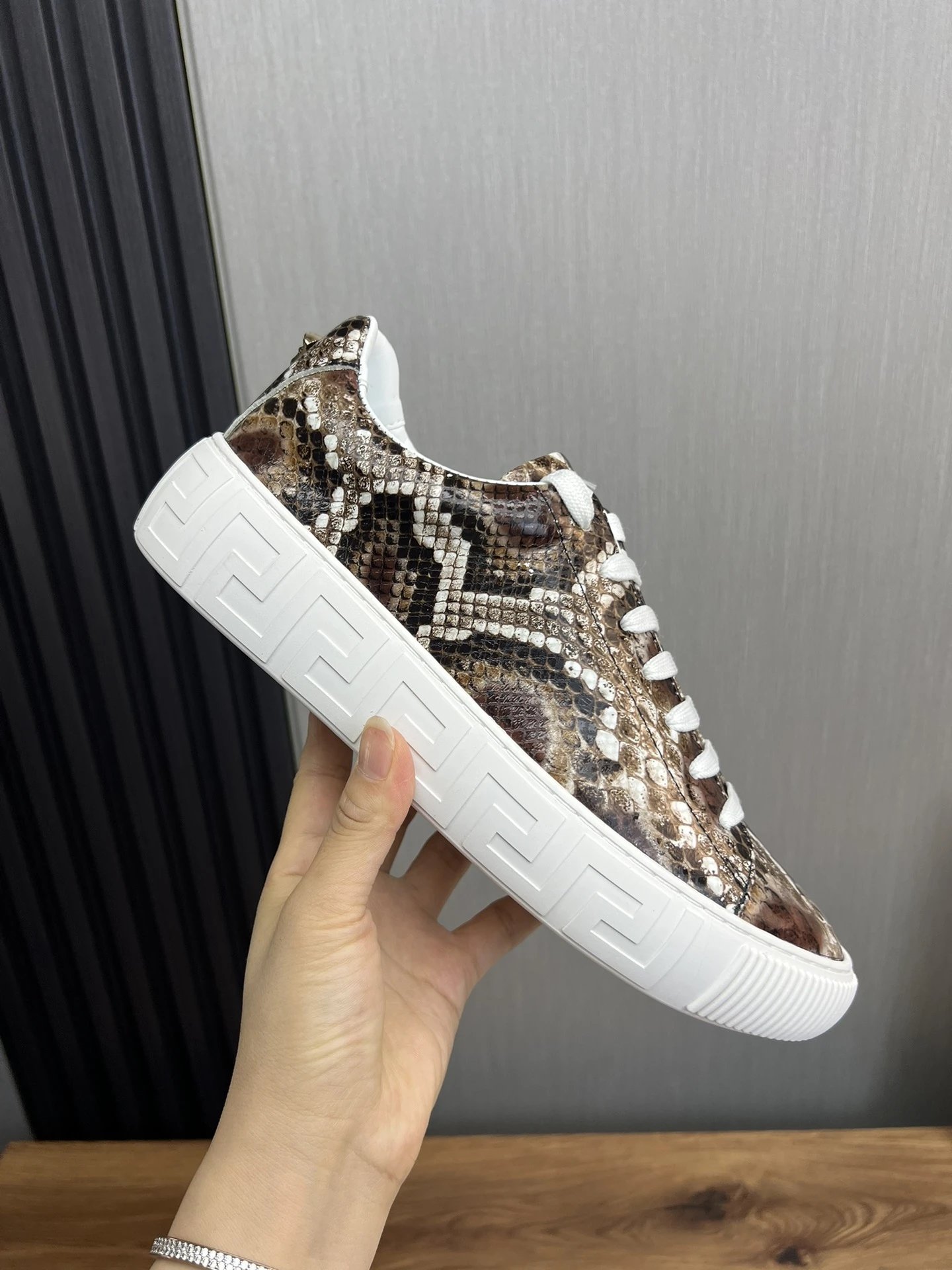 Luxury Snake Print Leather Sneakers Ivory - Gallery Image 7 - Detailed View