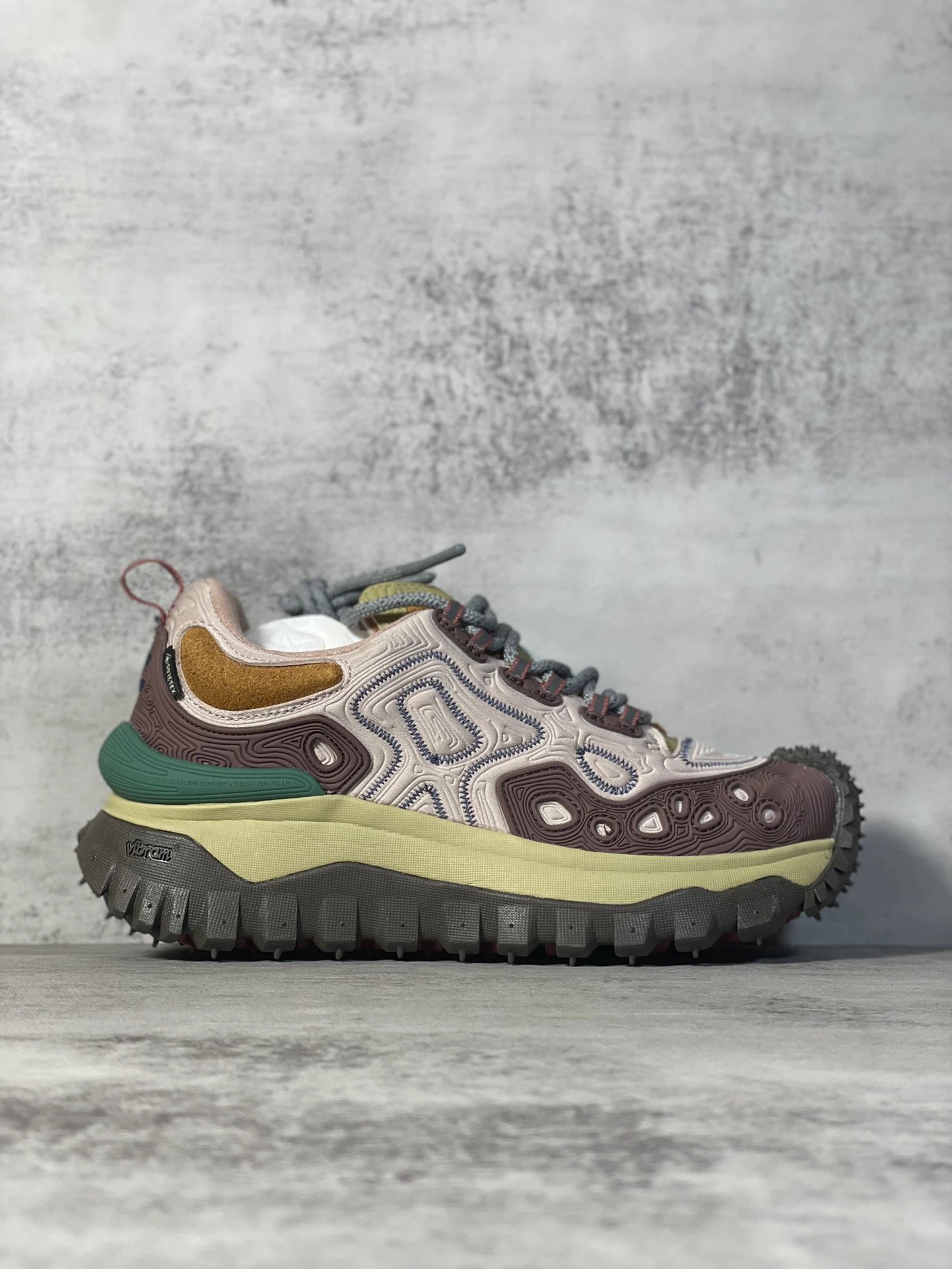 Moncler Trailgrip GTX Hiking Shoes Brown Pink - High Quality Product Image - Cnfans