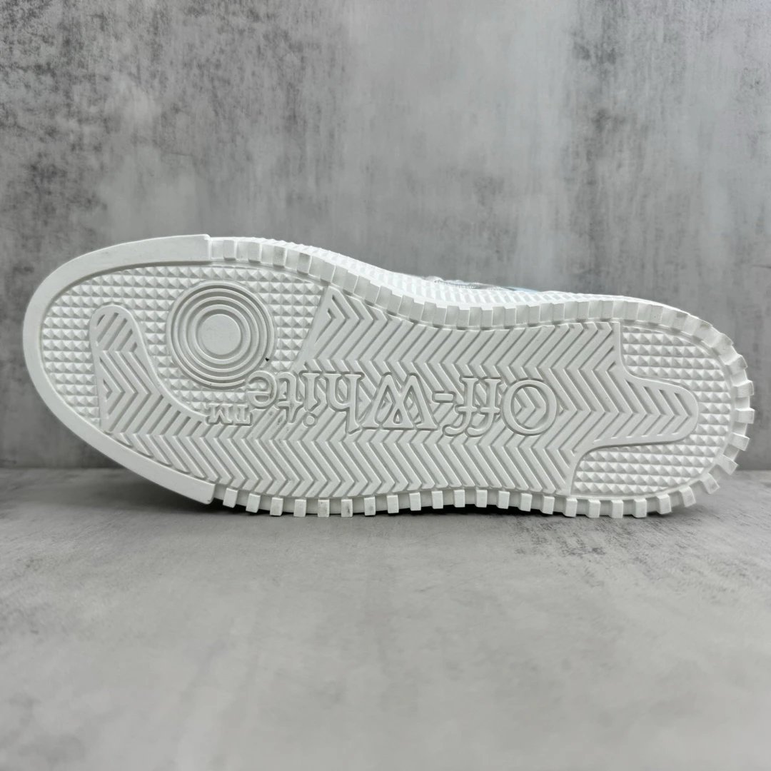 Low Vulcanized Canvas Sneakers Leather Lining Ice Blue - Gallery Image 8 - Detailed View