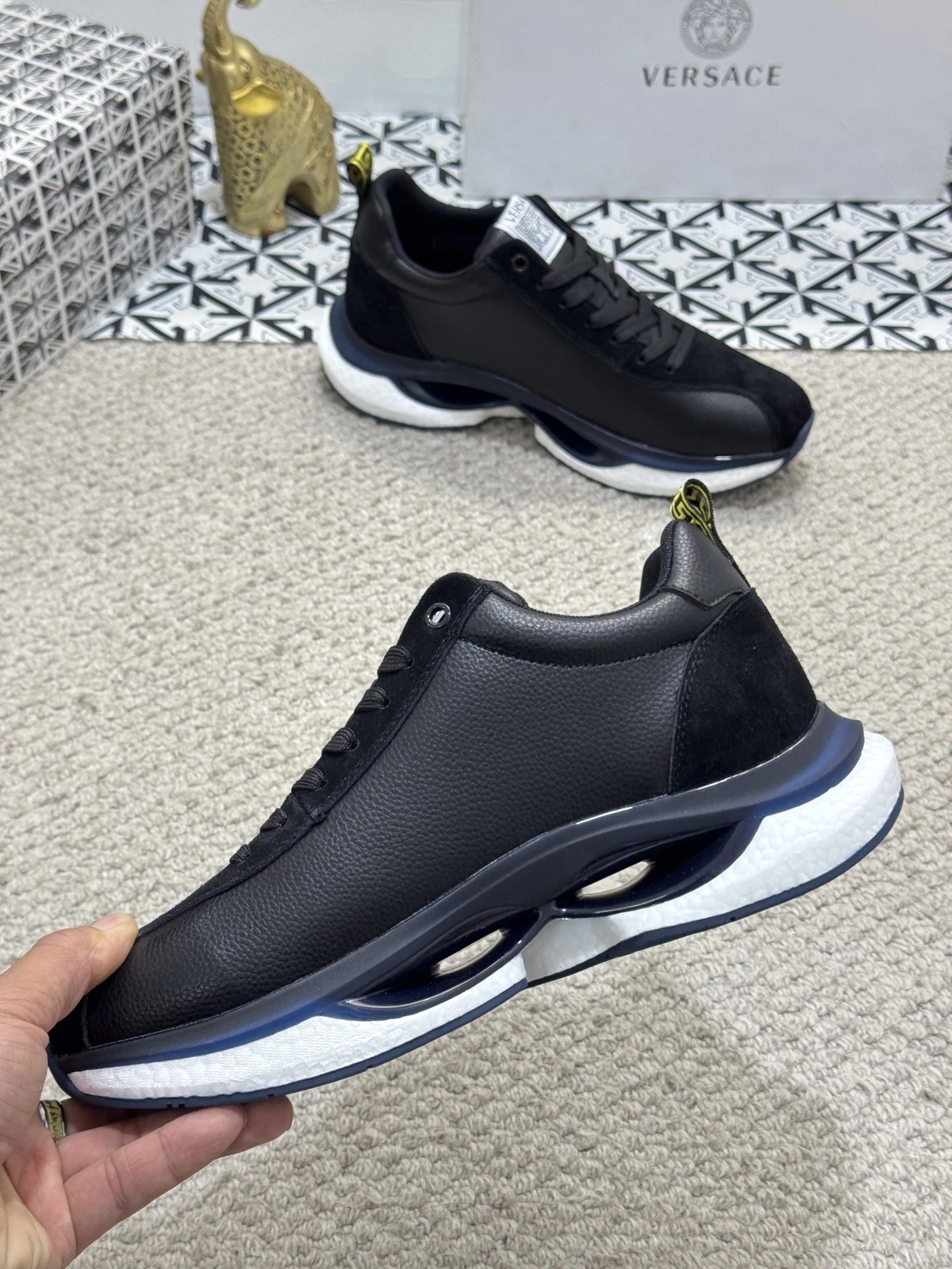 Luxury Leather Running Sneakers Black Onyx Finish - Gallery Image 8 - Detailed View