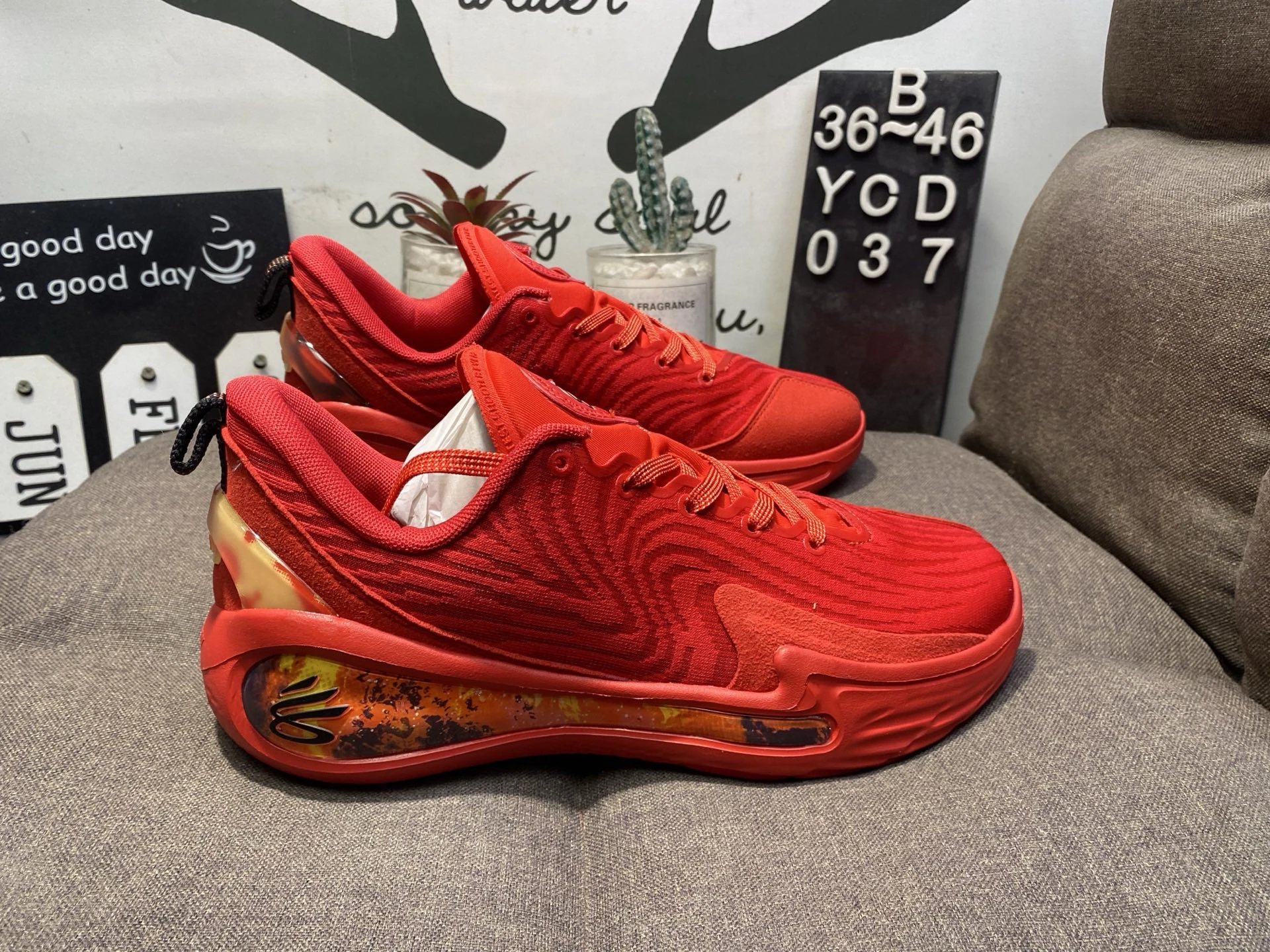 Curry 12 Mesh Cushion Basketball Shoes Crimson Red - Gallery Image 1 - Detailed View