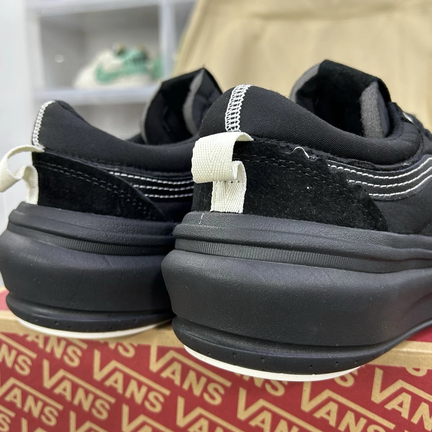 Old Skool Low Top Skate Sneakers Ebony Black - Gallery Image 6 - Detailed View