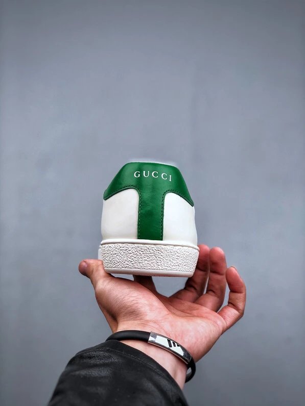 Gucci Bee White Green Sneakers Embroidered Pig - Gallery Image 6 - Detailed View