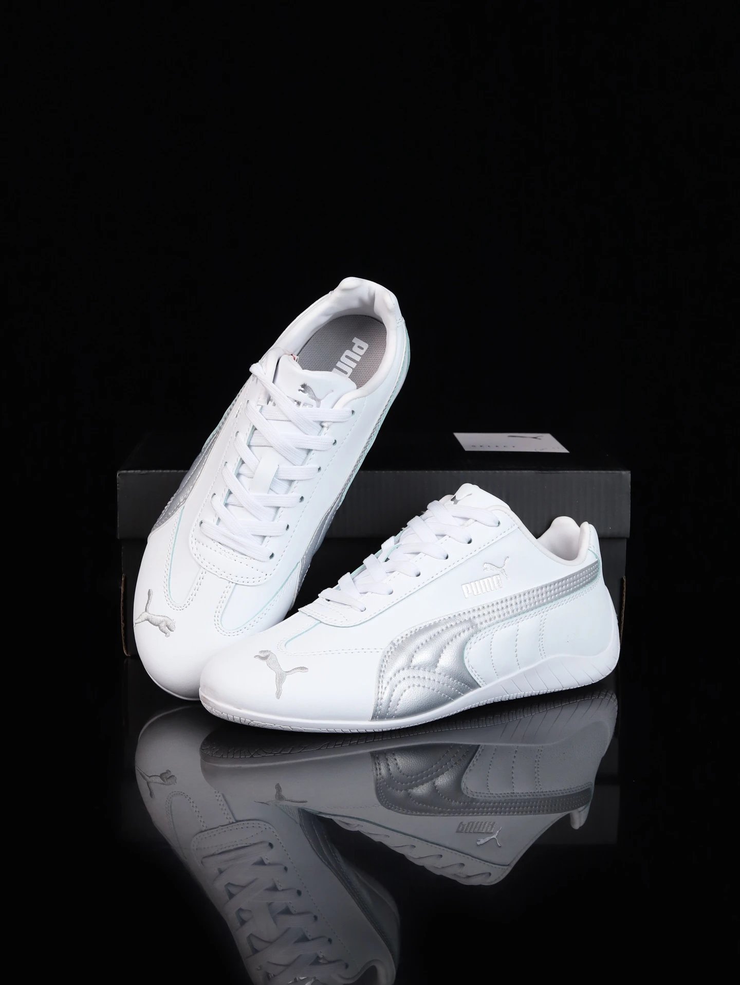 Puma Roma M Motorsport Sneakers White Silver - Gallery Image 9 - Detailed View