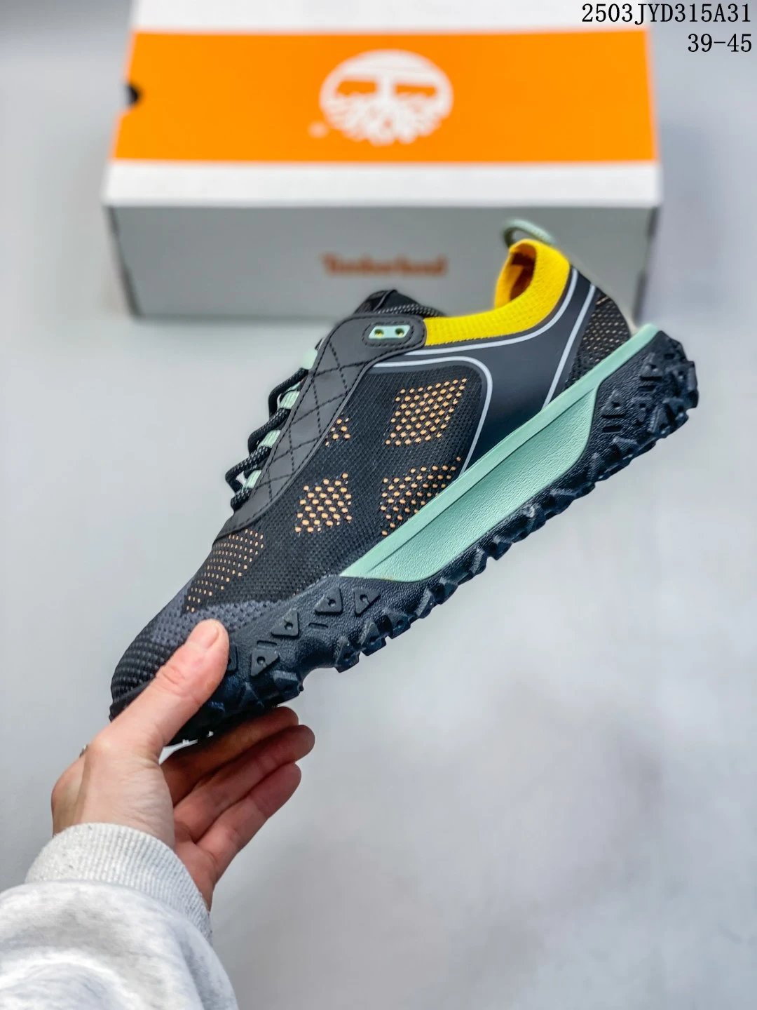 Lightweight Hiking Sneakers - Charcoal - Gallery Image 3 - Detailed View