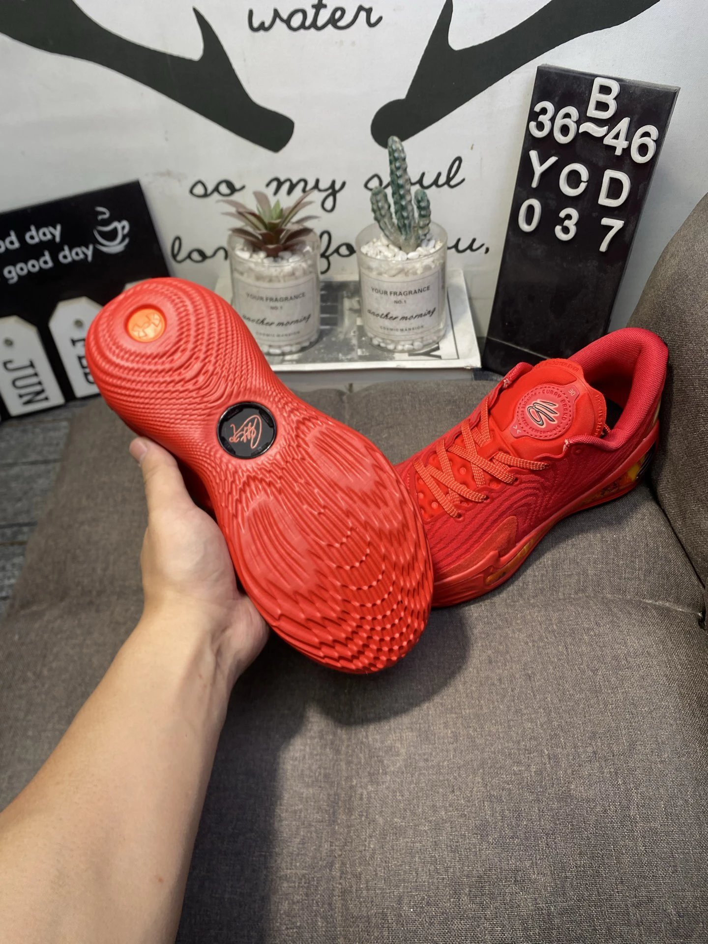 Curry 12 Mesh Cushion Basketball Shoes Crimson Red - Gallery Image 5 - Detailed View