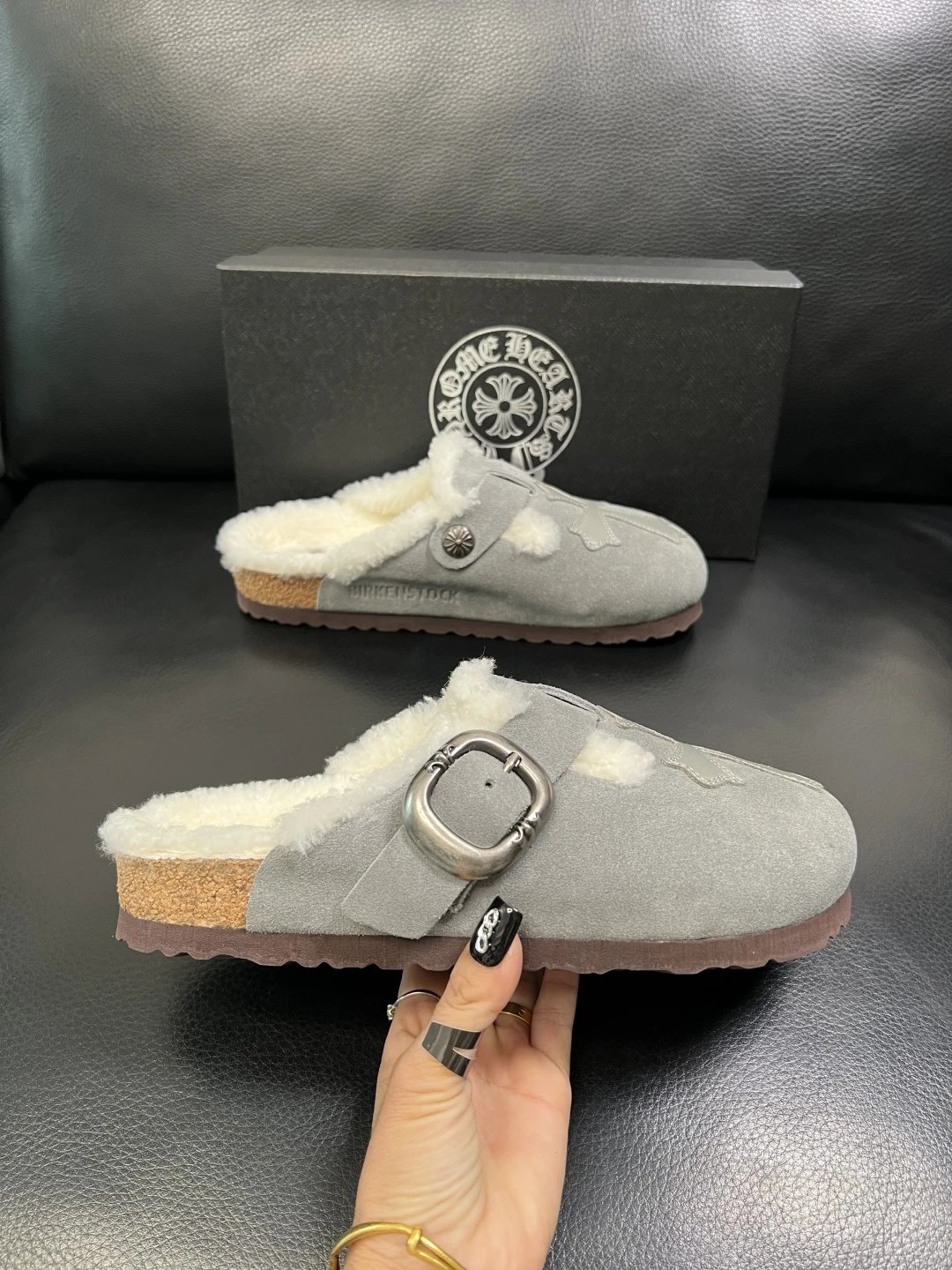 Luxury Shearling Leather Clog in Ash Grey - Gallery Image 4 - Detailed View