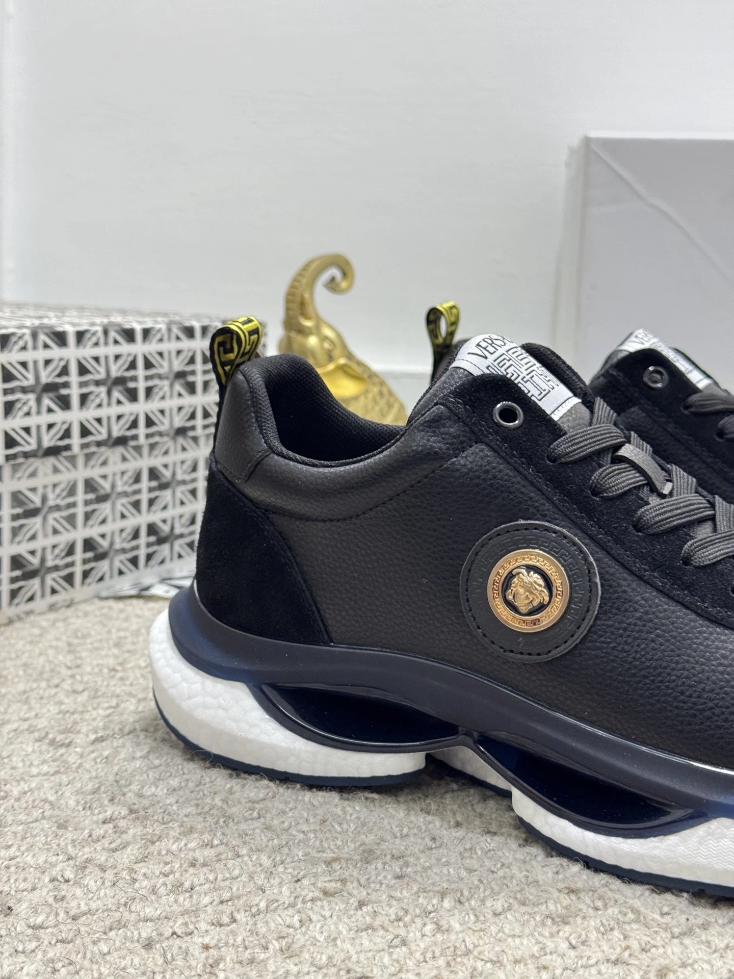 Luxury Leather Running Sneakers Black Onyx Finish - Gallery Image 4 - Detailed View