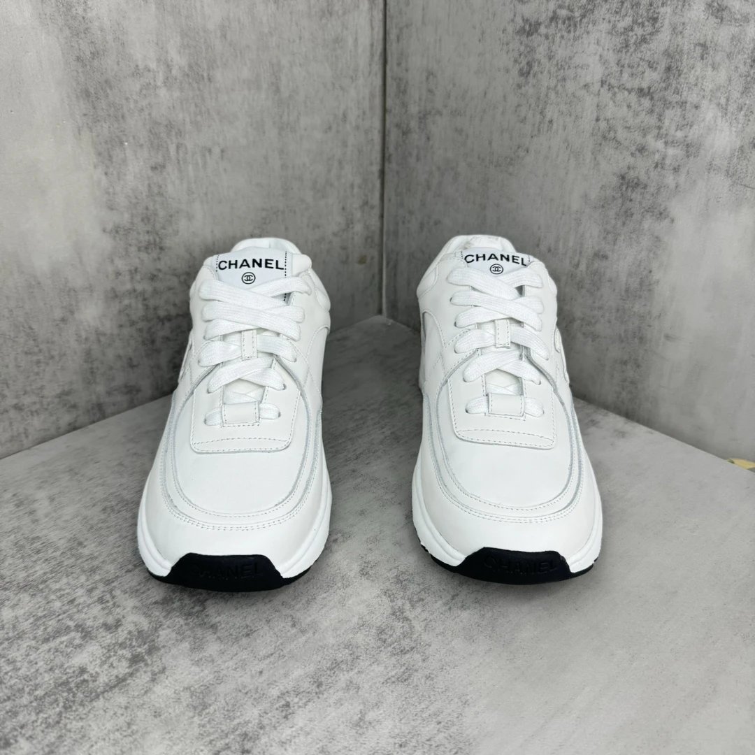 Luxury Leather Sneakers Panda Style with TPU Sole in Ivory White - Gallery Image 4 - Detailed View