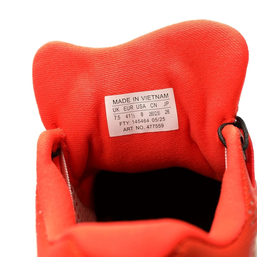 Trail Running Shoes Scarlet - Gallery Image 7 - Detailed View