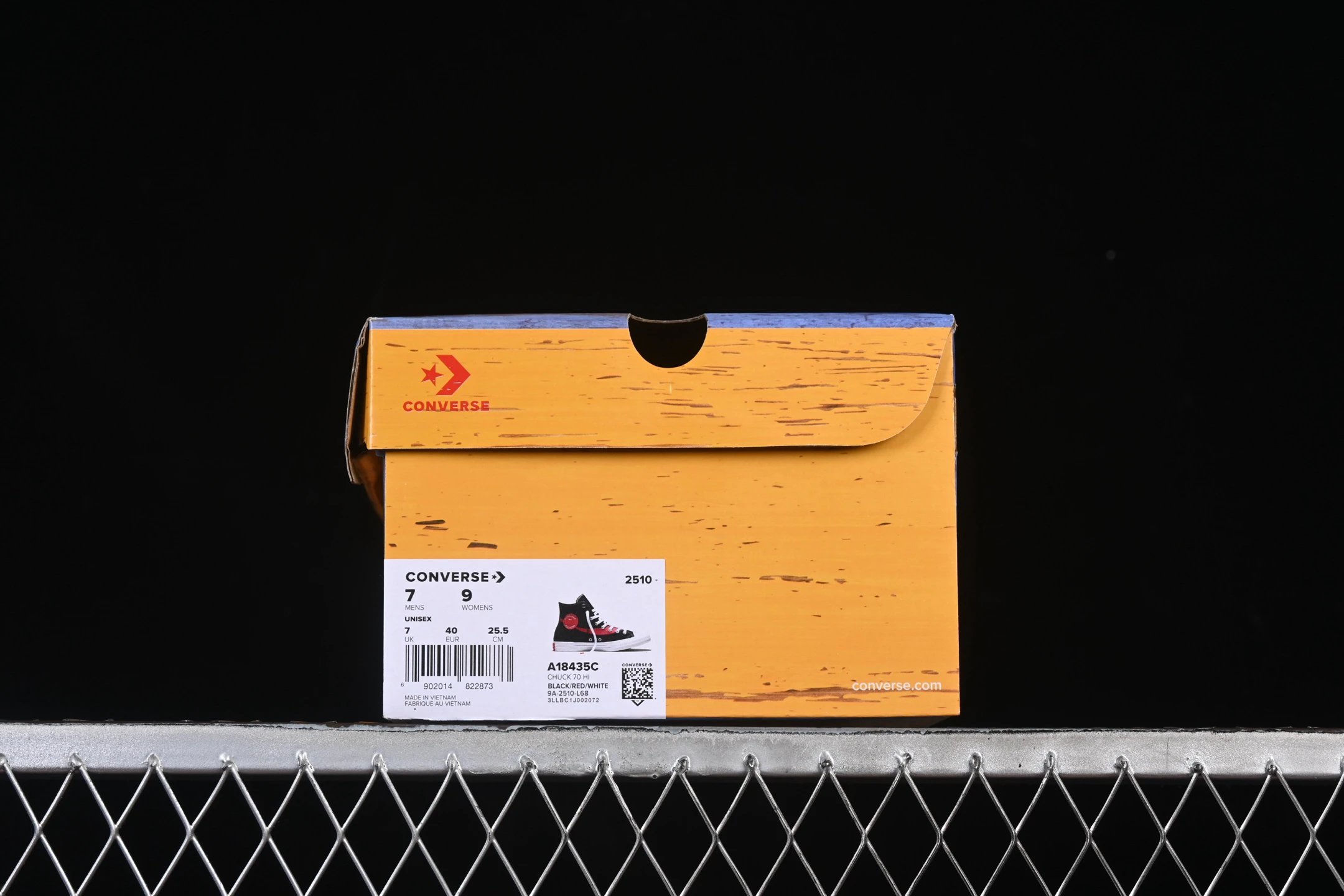 Vintage Canvas High Top Sneakers Crimson Black - Gallery Image 8 - Detailed View