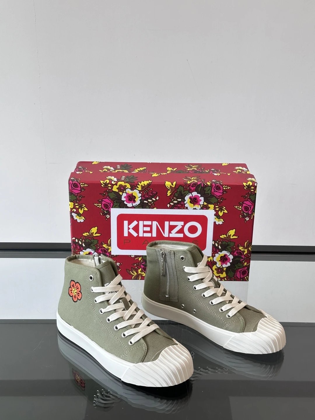Kenzo Canvas High Sneakers Olive Green - Gallery Image 6 - Detailed View