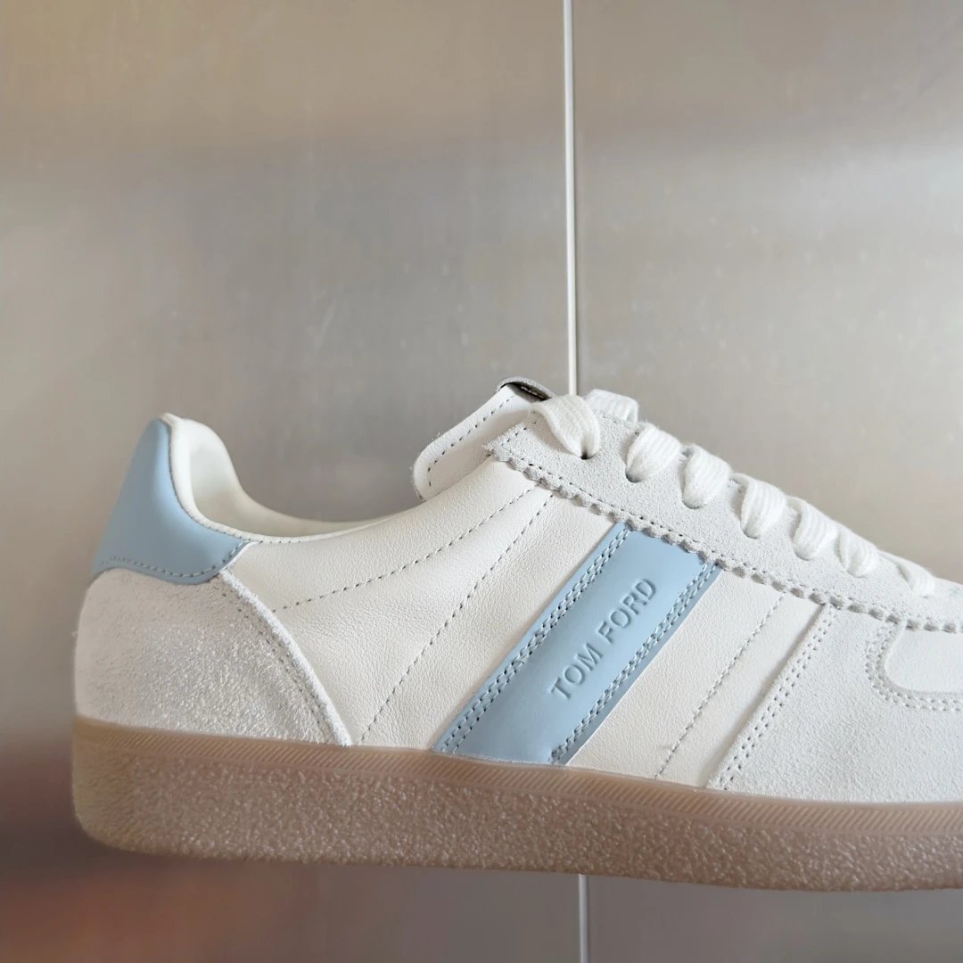 Suede Leather Trainer Sneakers Ice Blue - Gallery Image 8 - Detailed View