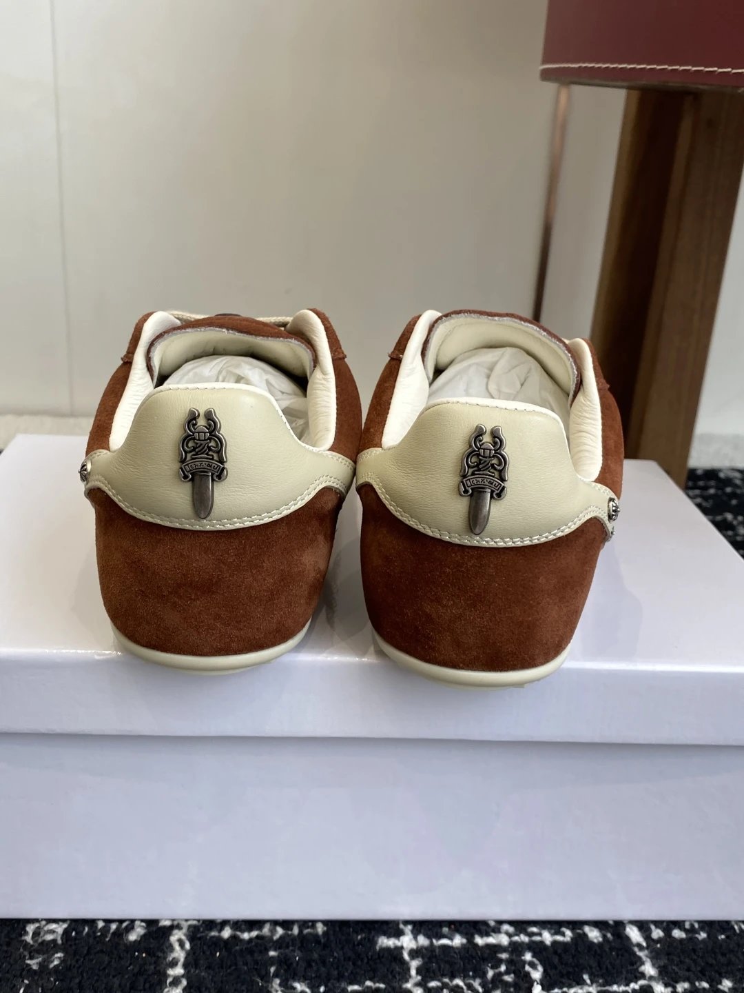 Vintage Suede Trainer Sneakers Ivory Rust - Gallery Image 8 - Detailed View