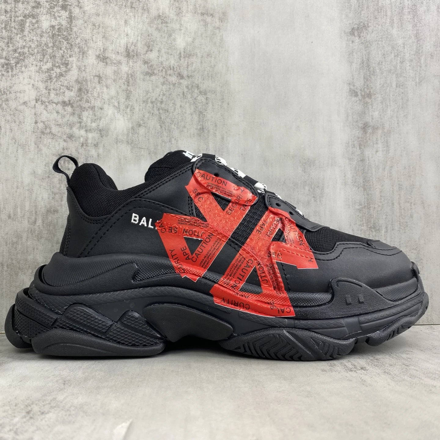 Retro Dad Sneakers Mesh TPU Chunky Sole Black Crimson - Gallery Image 6 - Detailed View