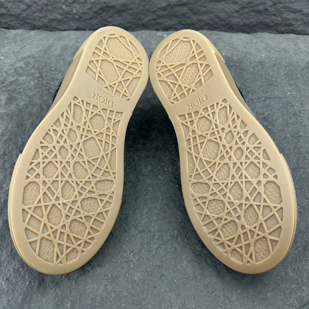 Oblique Print Sneakers Noir - Gallery Image 6 - Detailed View