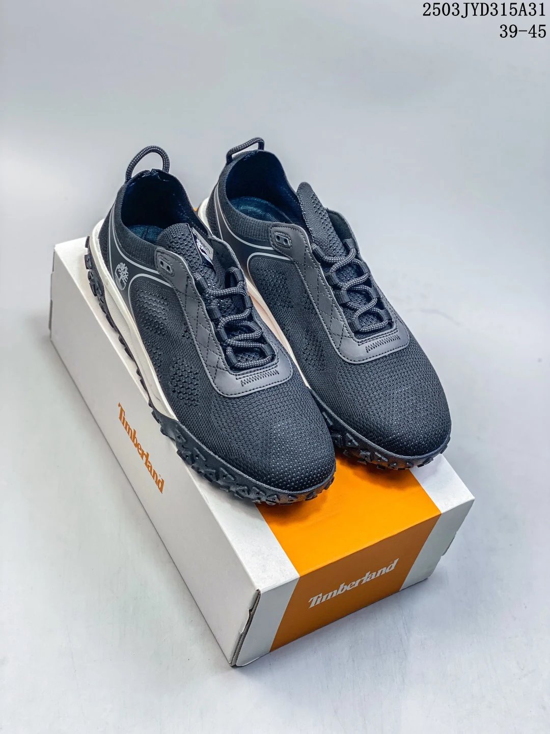 Lightweight Hiking Sneakers Charcoal - Gallery Image 6 - Detailed View