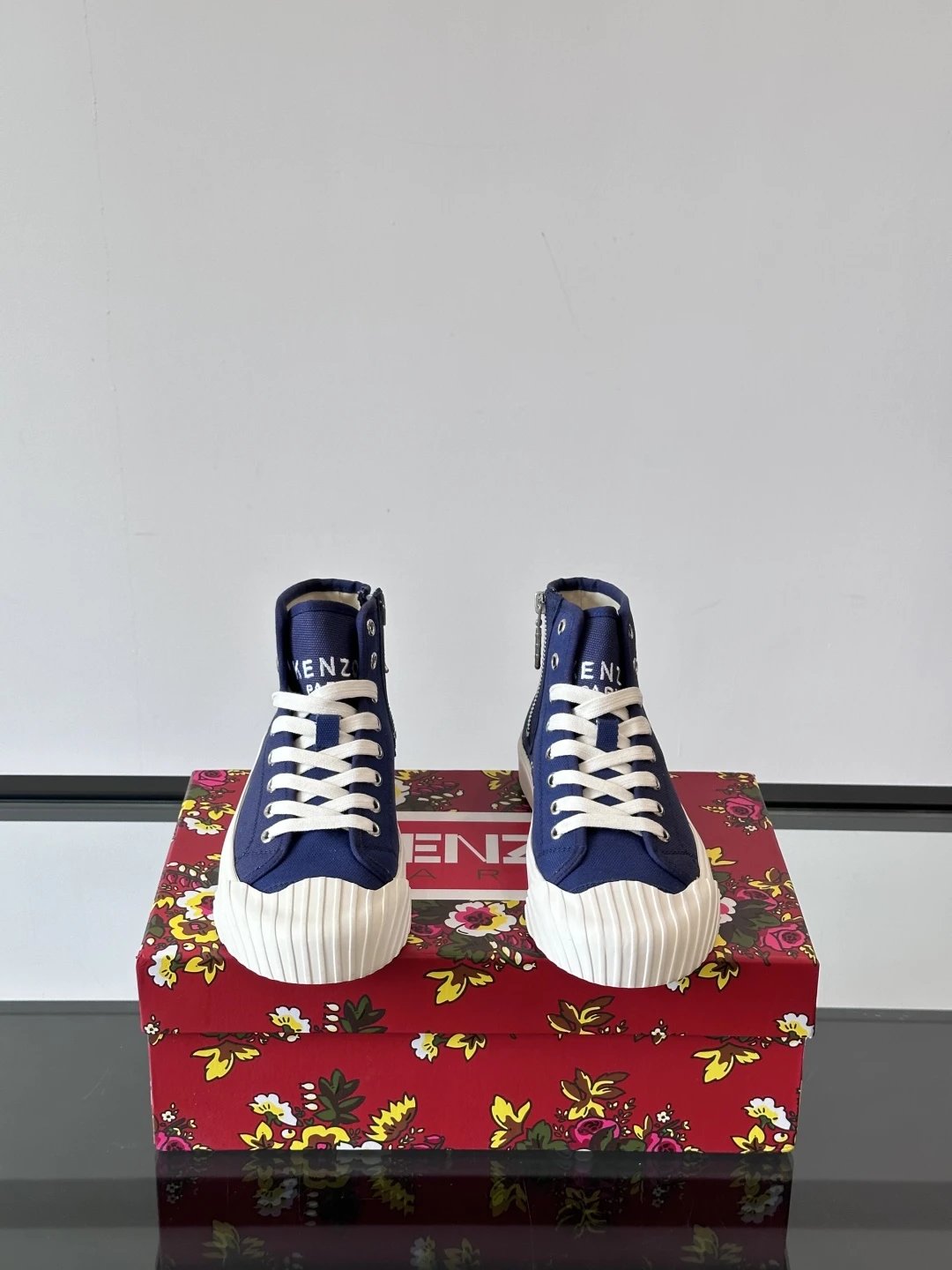 Kenzo Canvas High Sneakers Blue - Gallery Image 2 - Detailed View