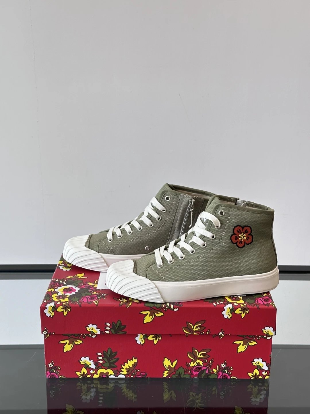 Kenzo Canvas High Sneakers Olive Green - Gallery Image 4 - Detailed View