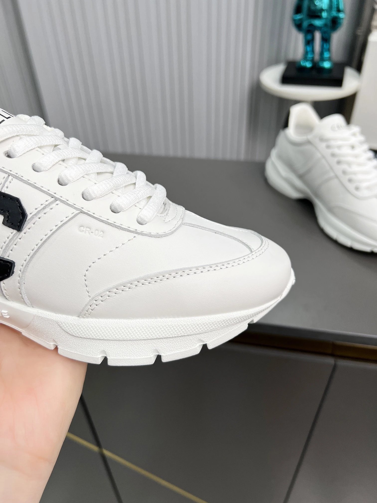 Chunky Leather Dad Sneakers Retro Style White - Gallery Image 5 - Detailed View