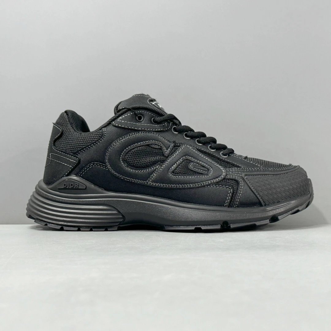 Casual Low-Top Sneakers Onyx Black - Gallery Image 1 - Detailed View