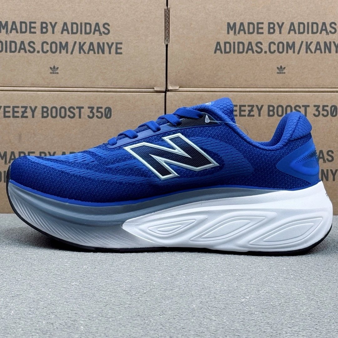 Lightweight Running Shoes Azure - Gallery Image 4 - Detailed View