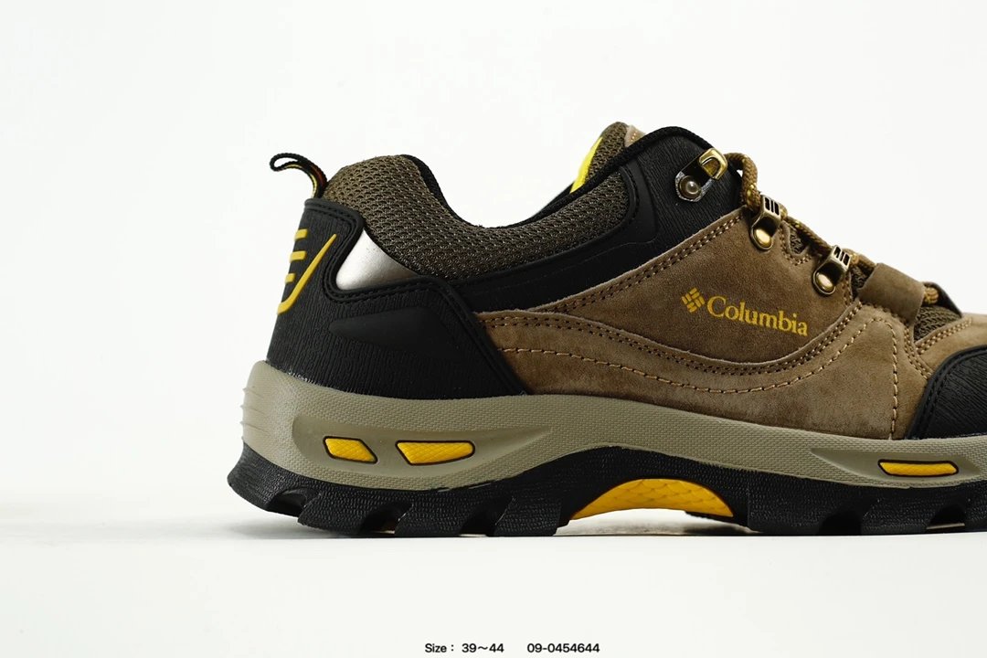 Men’s Suede Hiking Trail Shoes Walnut Brown - Gallery Image 2 - Detailed View