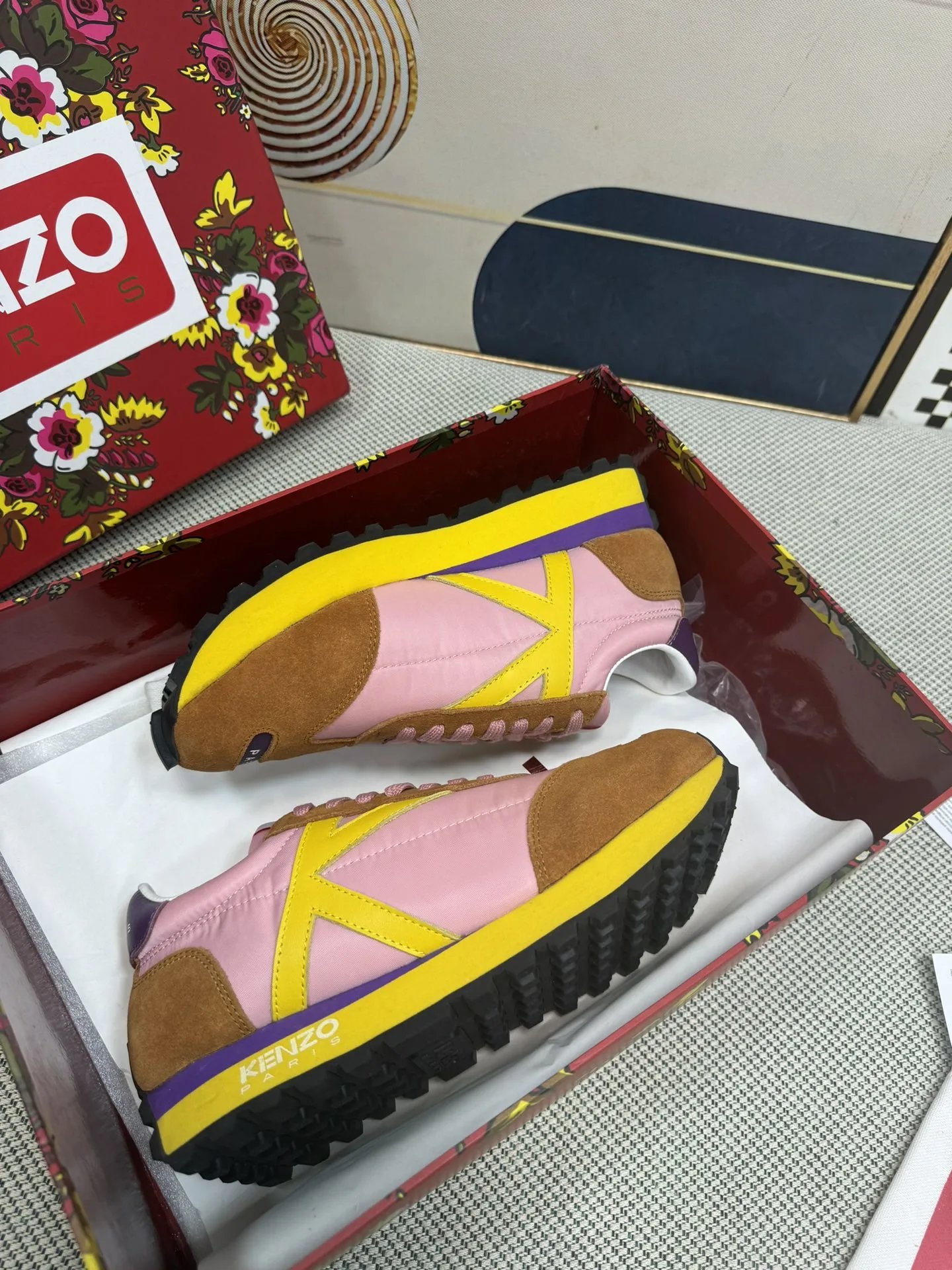 Kenzo Casual Sneakers Brown - Gallery Image 6 - Detailed View