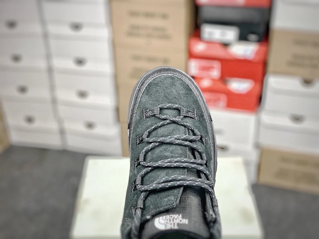 Outdoor Suede Hiking Shoes Deep Black - Gallery Image 8 - Detailed View