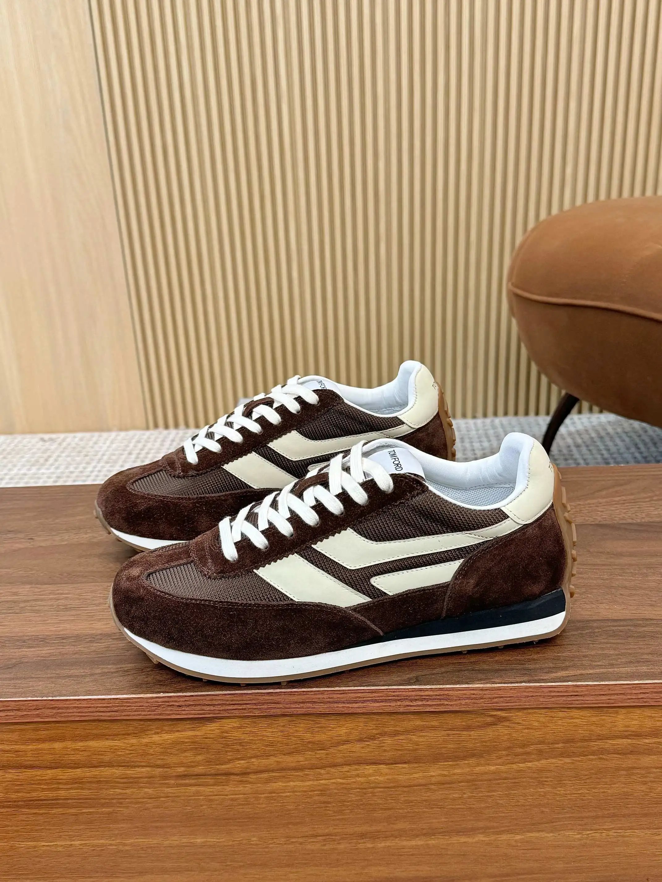 Vintage Suede Mesh Sneakers Coffee Brown - Gallery Image 3 - Detailed View