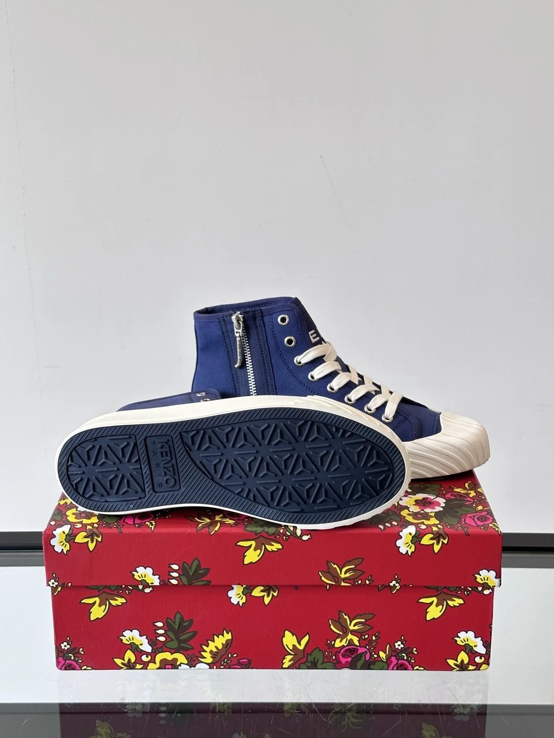 Kenzo Canvas High Sneakers Blue - Gallery Image 9 - Detailed View