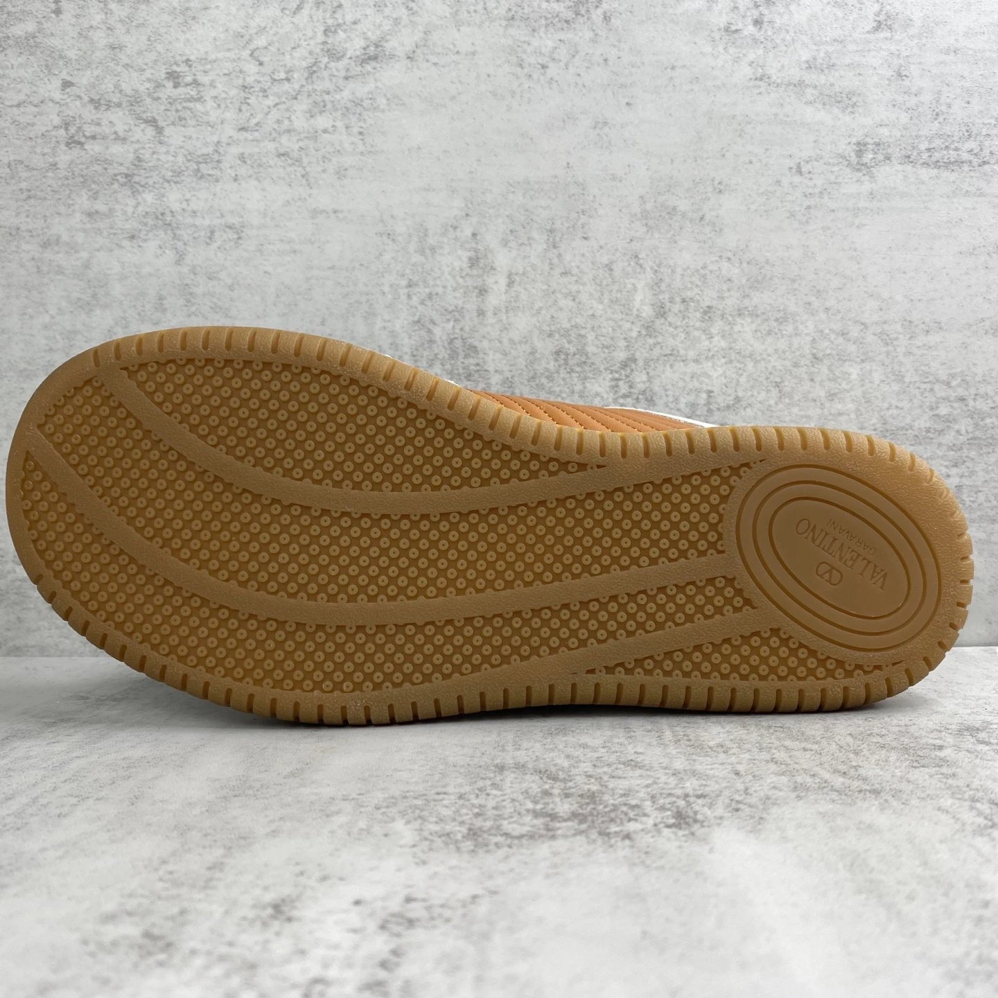 Joie de Jouer Leather Chunky Sneakers Ivory Chestnut - Gallery Image 8 - Detailed View