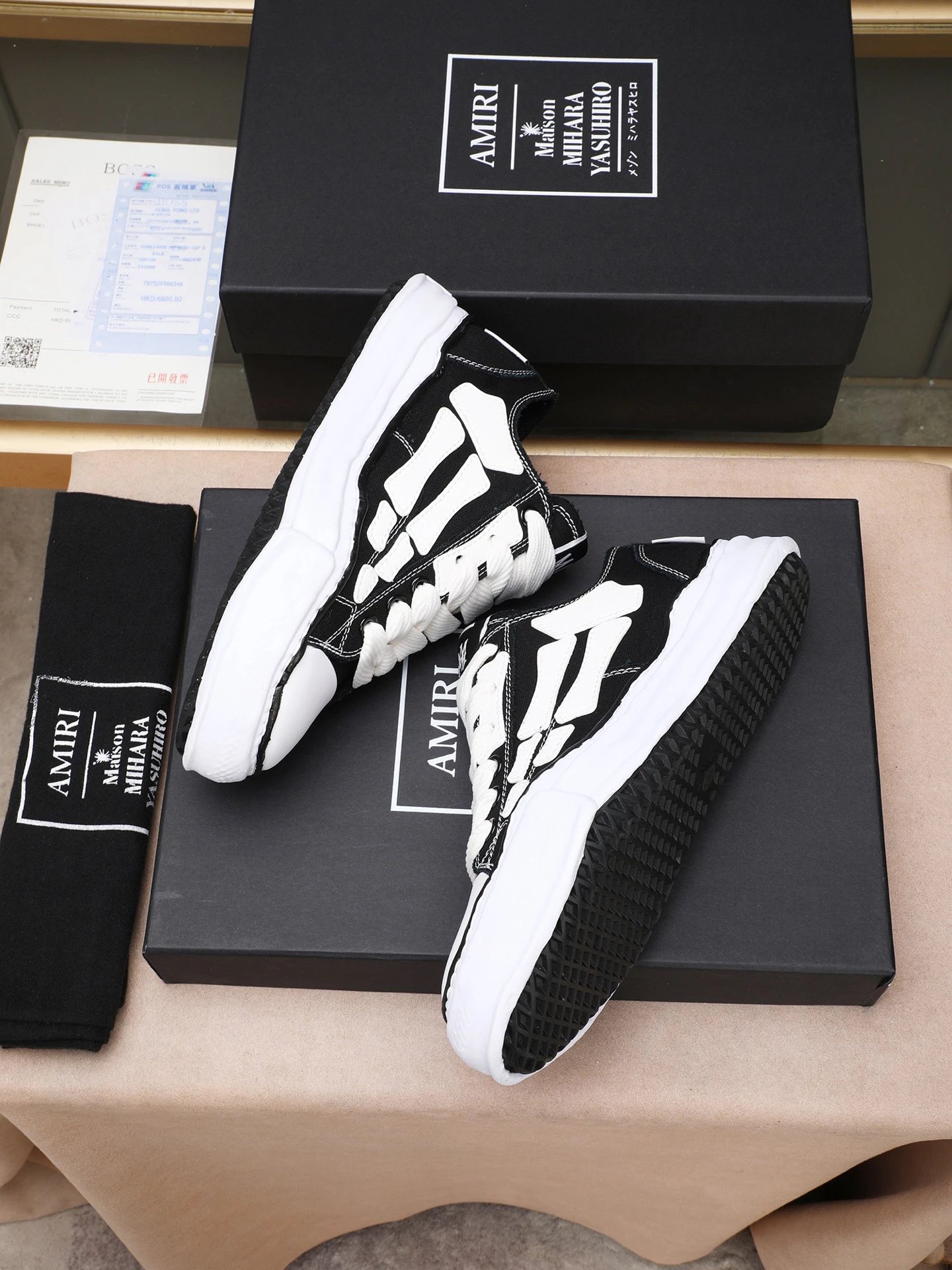 Maison Mihara Yasuhiro MMY Black Sneakers White Bone  - Gallery Image 7 - Detailed View