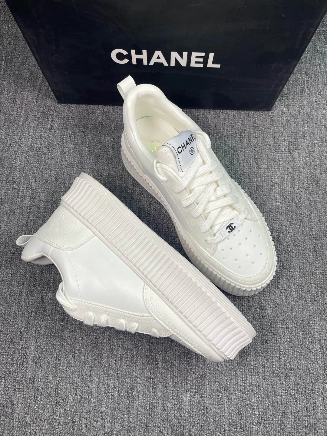 Chanel Casual Sneakers White - Gallery Image 5 - Detailed View