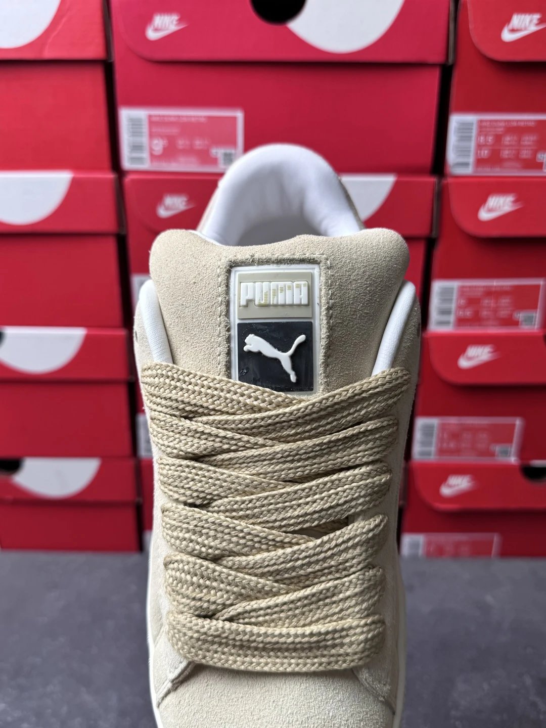 Puma Bread Sneakers Suede Beige - Gallery Image 4 - Detailed View