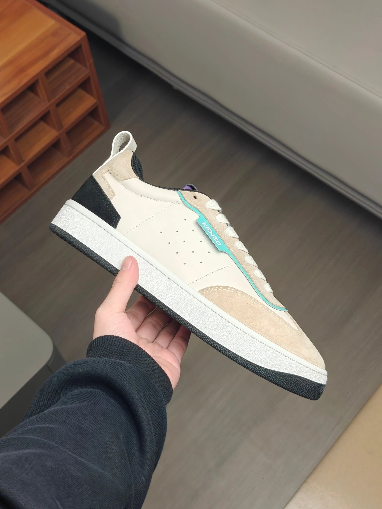 Kenzo Classic Sneakers Beige - Gallery Image 6 - Detailed View