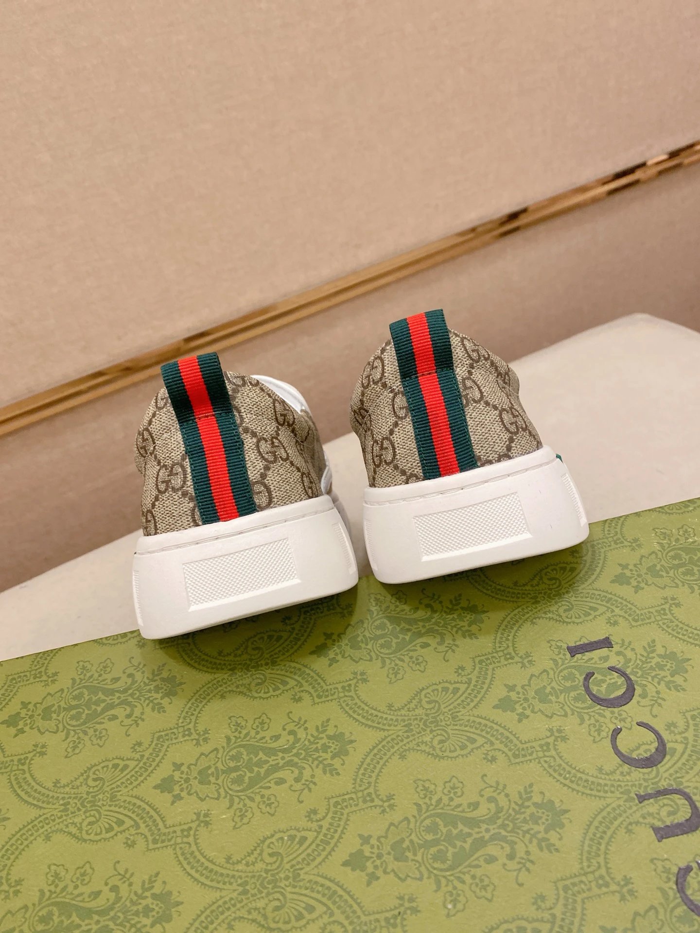 Gucci Slip-On Sneakers Brown - Gallery Image 8 - Detailed View