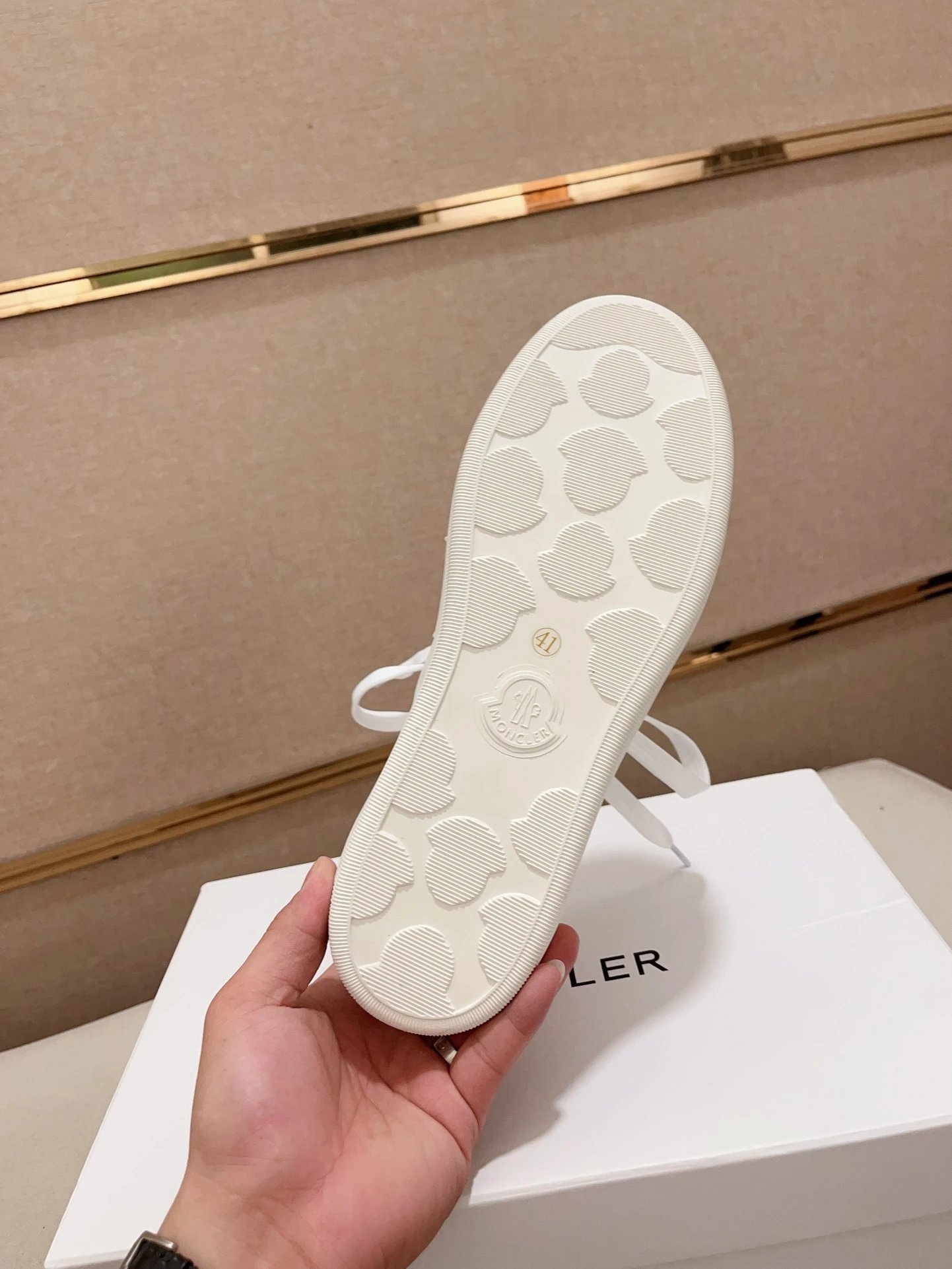 Moncler Lunarove Sneakers White - Gallery Image 8 - Detailed View