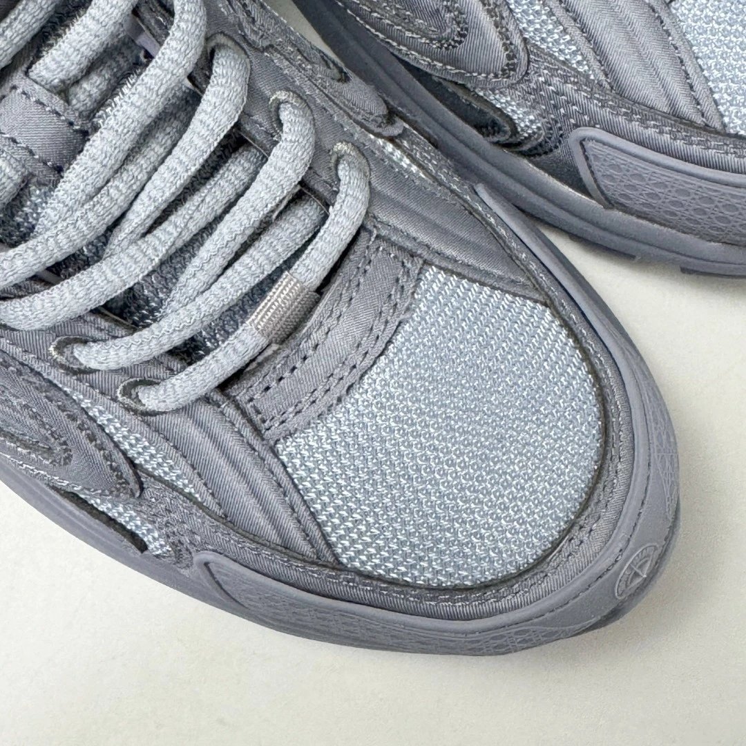 B30 Mesh Sneakers Navy - Gallery Image 9 - Detailed View