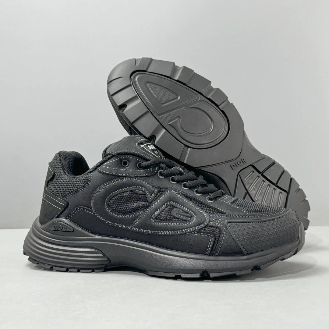 Casual Low-Top Sneakers Onyx Black - Gallery Image 4 - Detailed View