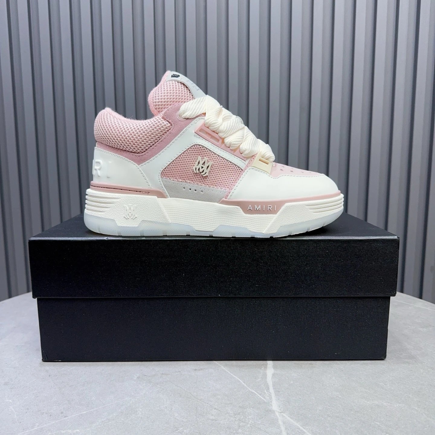 Unisex Leather Mesh Low Top Sneakers Blush Ivory - Gallery Image 1 - Detailed View