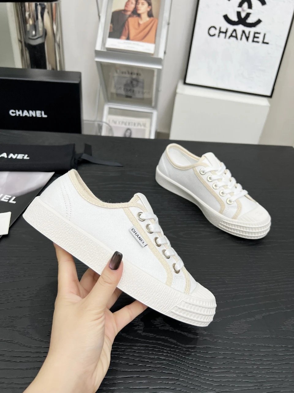 Chanel Vintage Sneakers White - Gallery Image 6 - Detailed View