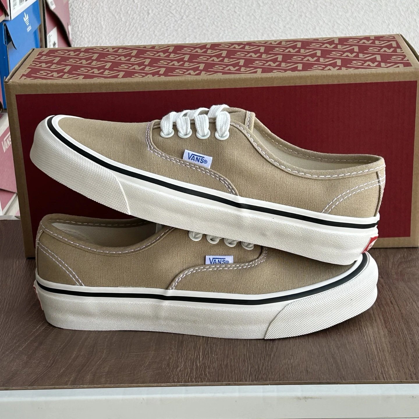 Authentic Low Top Canvas Sneakers Beige Latte - Gallery Image 3 - Detailed View